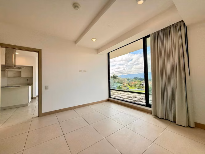 Se vende hermoso apartamento en San Rafael de Montes de Oca.