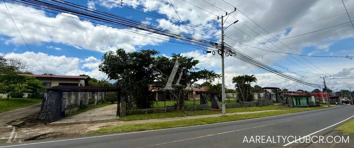 Ubicación Estratégica | Alto Potencial Comercial y Amplio Frente - Imagen 6