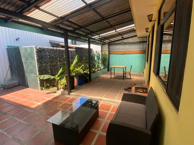 3 Apartamentos amueblados, AIRB&B possible,Buen Inversion Reducido