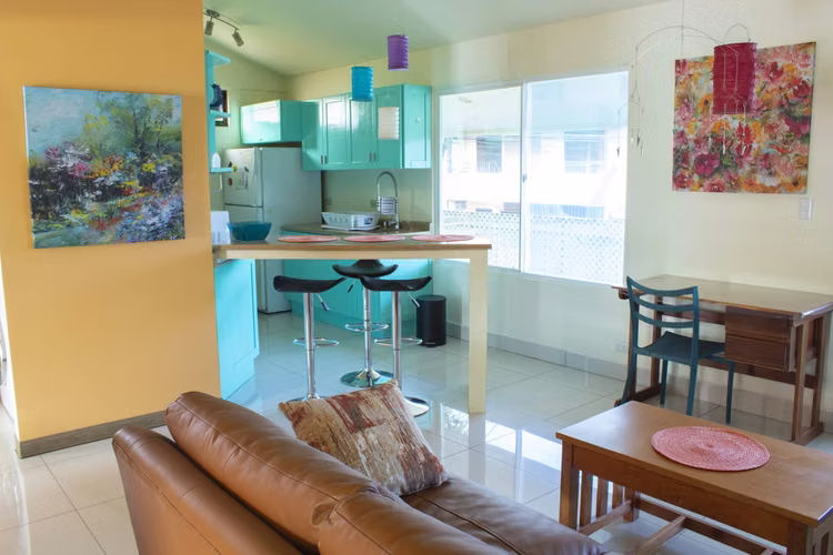 3 Apartamentos amueblados, AIRB&B possible,Buen Inversion Reducido