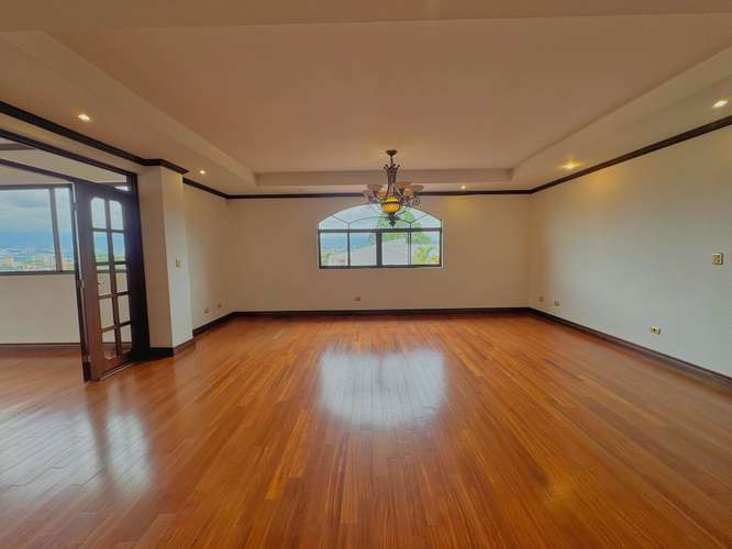 SE ALQUILA CASA EN ESCAZÚ - Imagen 4