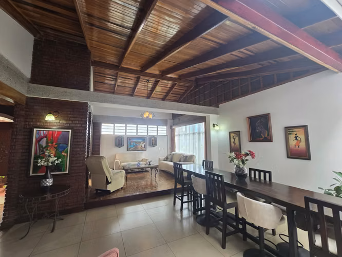 VENTA DE CASA ESQUINERA, AMPLIA EN HEREDIA CENTRO - Imagen 15