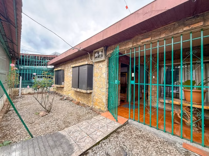 SE VENDE Inversión Estratégica en San Jerónimo de Desamparados!