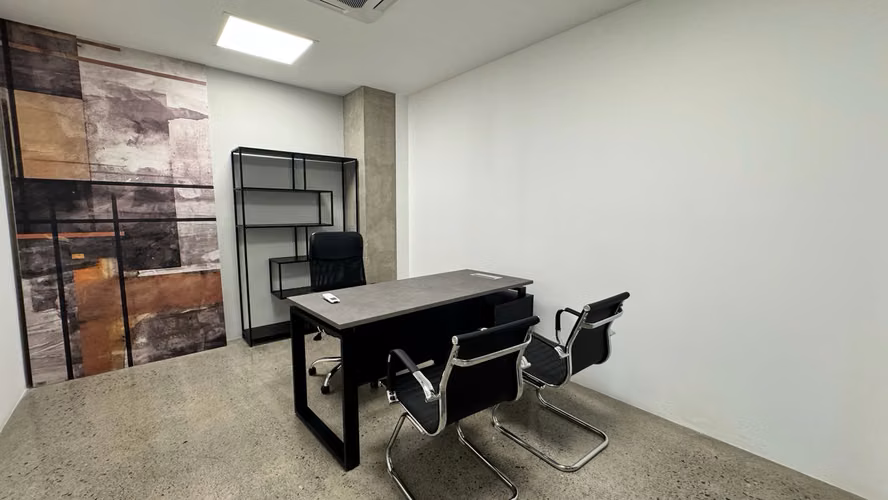 Venta/Alquiler de oficinas en Momentum Pinares, Curridabat (AD) - Imagen 4