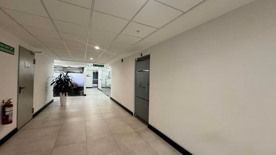 Venta/Alquiler de oficinas en Momentum Pinares, Curridabat (AD) - Imagen 14