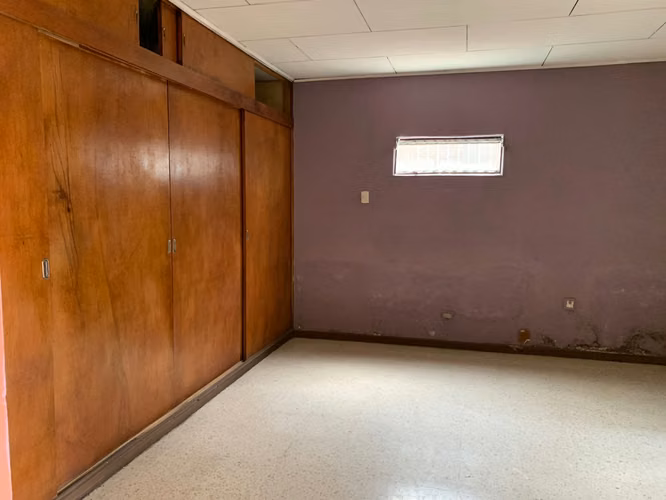 NL- id 40966 Venta de propiedad comercial sobre calle principal - Imagen 13