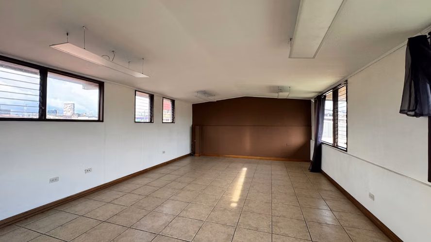 Venta edificio comercial de 3 pisos, Plaza Víquez, San José (AD) - Imagen 18