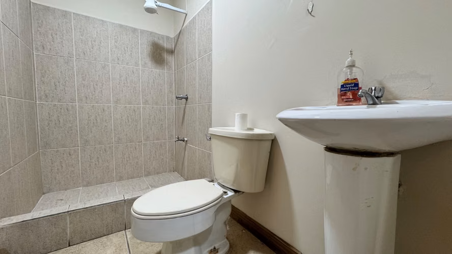 Venta edificio comercial de 3 pisos, Plaza Víquez, San José (AD) - Imagen 28