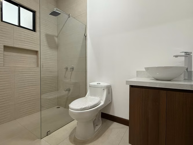 3005 / Casa / NUEVA / venta / Concepción / Moderna / Terraza / Espaciosa - Imagen 7