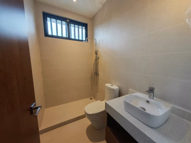 VENTA DE CASA EN RESIDENCIAL EN LAURELES DE ESCAZÚ - Imagen 14