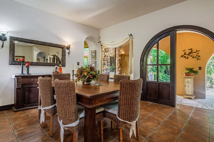 Casa Toscana, Santa Ana-VH