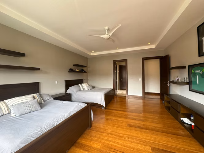 Venta de casa de lujo en La Hacienda Lindora, Santa Ana (AD) - Imagen 12