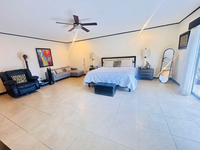 id # 40551 venta de Amplia y Moderna Casa de habitación planta baja - Imagen 4