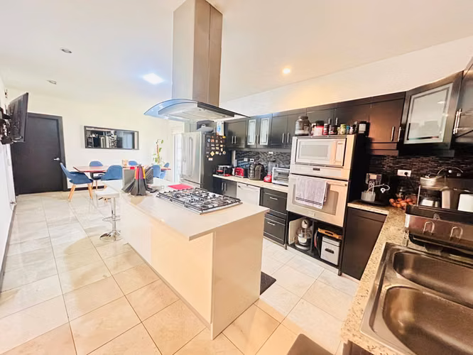 id # 40551 venta de Amplia y Moderna Casa de habitación planta baja - Imagen 16