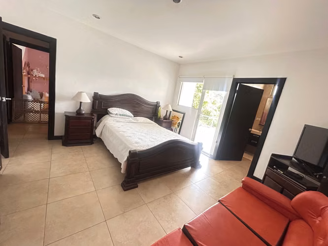 id # 40551 venta de Amplia y Moderna Casa de habitación planta baja - Imagen 12