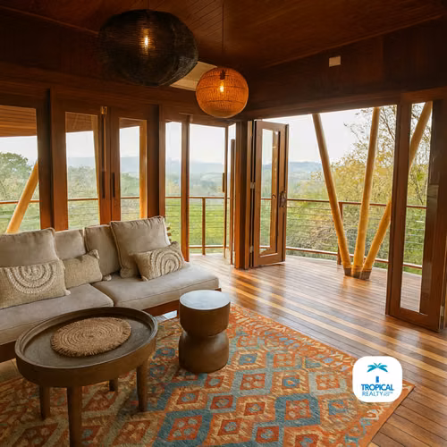 Paraíso en Playa Hermosa – Casa con Vista a la Montaña
