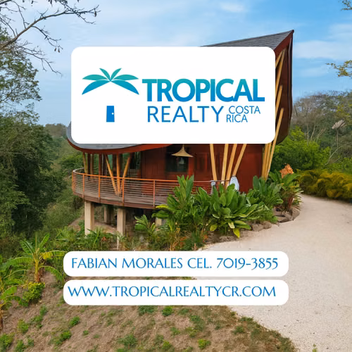 Paraíso en Playa Hermosa – Casa con Vista a la Montaña