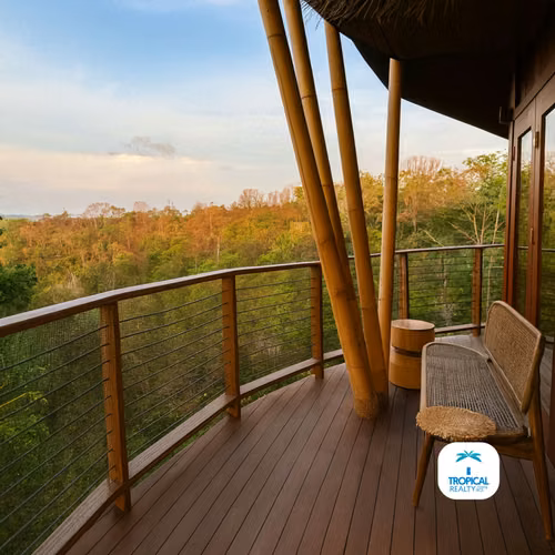 Paraíso en Playa Hermosa – Casa con Vista a la Montaña