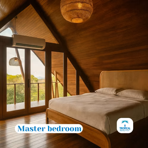 Paraíso en Playa Hermosa – Casa con Vista a la Montaña