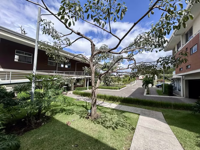 Venta de apartamento en Escazú, San Rafael