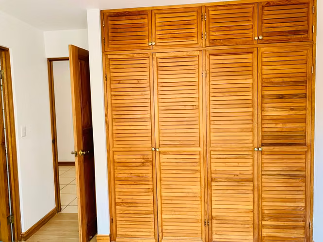 SE VENDE CASA EN CONDOMINIO CERCA RUTA 27, SANTA ANA POZOS.