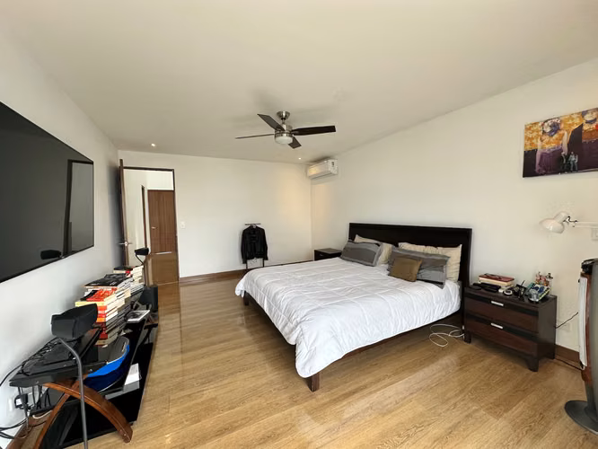 Venta casa contemporánea con patio amplio , Guachipelin, Escazú (FAU) - Imagen 14
