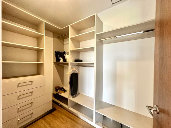 Venta casa contemporánea con patio amplio , Guachipelin, Escazú (FAU) - Imagen 11