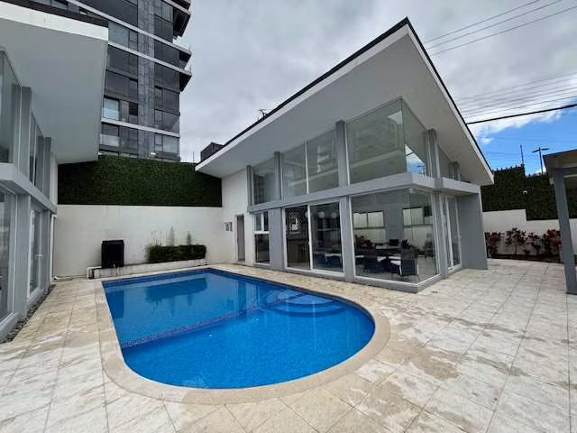 Moderna casa en condominio en venta en Curridabat, 5855