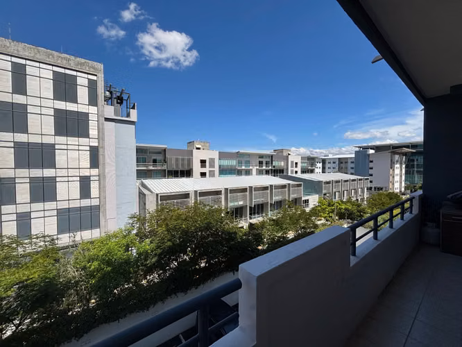 Venta de apartamento en torre en Trejos Montealegre, Escazú, 5849