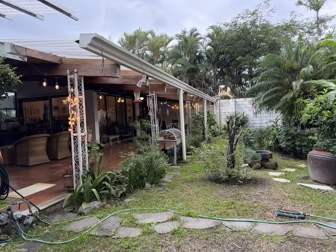 Linda propiedad en venta en Laureles Escazú