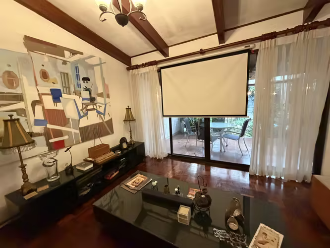 Linda propiedad en venta en Laureles Escazú