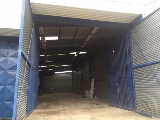 VENTA PROPIEDAD CON 2 BODEGAS 350M2, BELÉN, HEREDIA 1500M2
