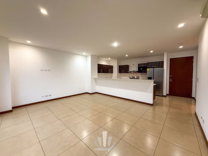 Venta de Apartamento – Distrito 4, Edificio 2, Piso 2