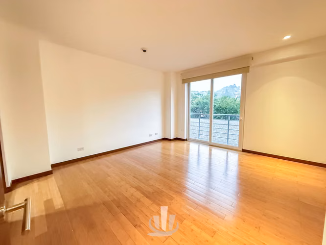Venta de Apartamento – Distrito 4, Edificio 2, Piso 2