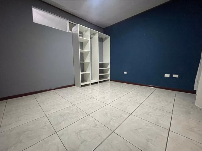 Se alquila estudio Ejecutivo en Desamparados. - Imagen 14