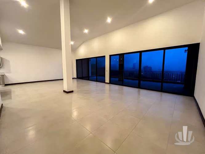 Penthouse con impresionante vista en venta, El Alto de las Palomas - Imagen 3