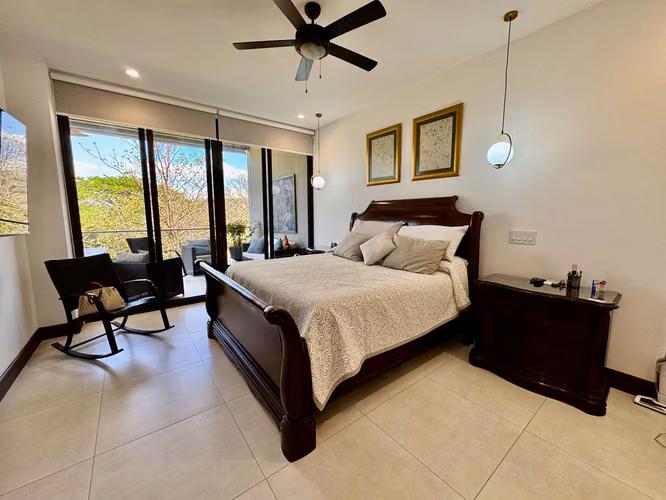 Venta de apartamento - Tu refugio moderno en Lomas del Valle - Imagen 2