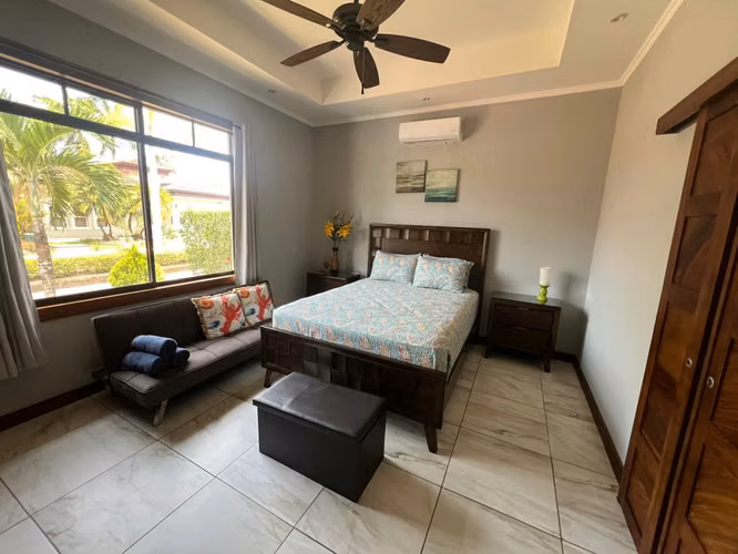 Venta de casa en condominio en Playa Bejuco, 5864