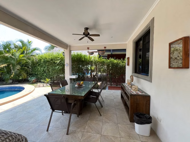 Venta de casa en condominio en Playa Bejuco, 5864