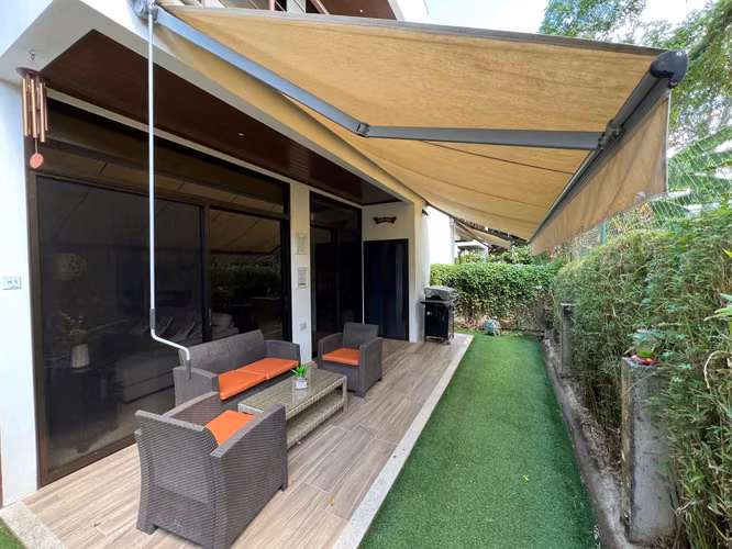 Venta de casa en condominio en Jacó, 5863