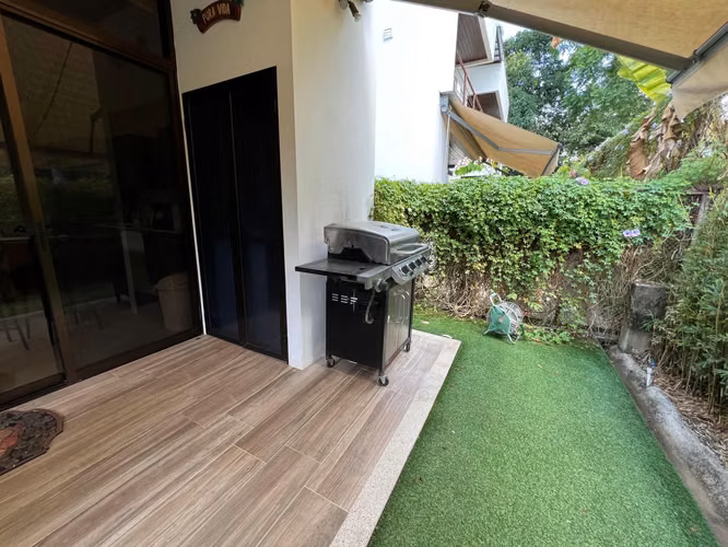 Venta de casa en condominio en Jacó, 5863