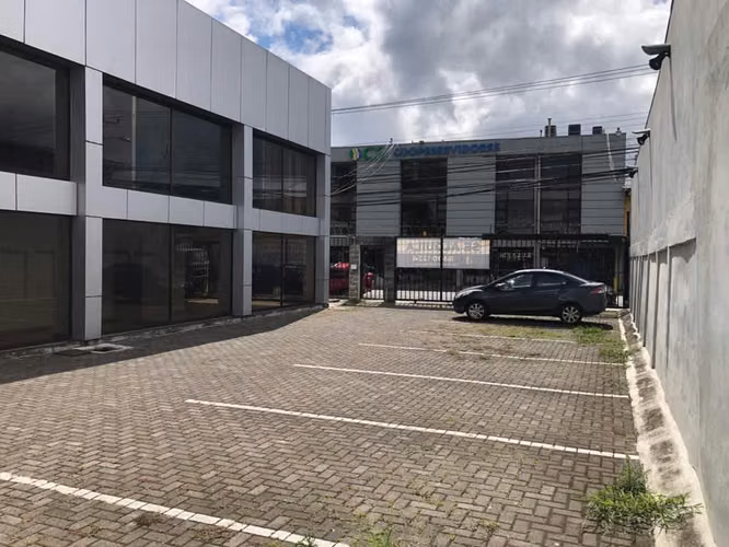 Edificio en alquiler en Sabana Sur - Imagen 2