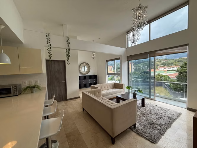 Venta de apartamento Escazú, condominio.