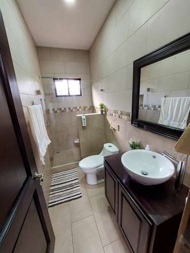 Venta de Hermosa casa en las montañas de San Rafael de Heredia, Residencial - Imagen 12