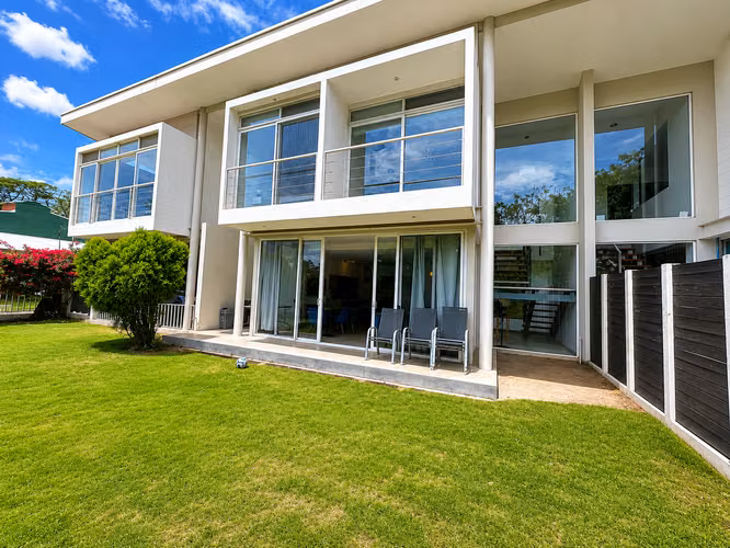Venta de Casa en Hacienda Paraíso, Santa Ana - Imagen 15
