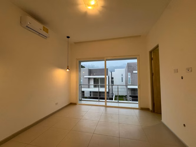 ALQUILER DE CASA NUEVA EN CONDOMINIO, RIO ORO* - Imagen 9