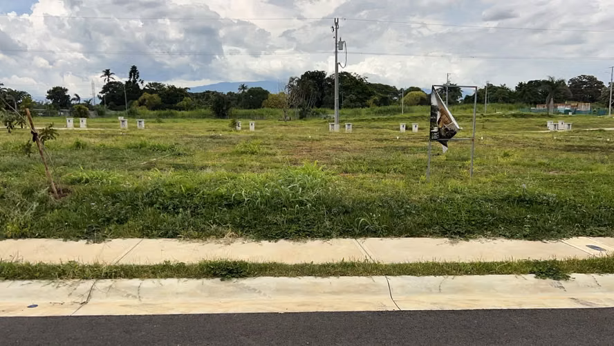 TERRENO EN RESIDENCIAL VILLA SOL ALAJUELA,SAN RAFAEL - Imagen 10