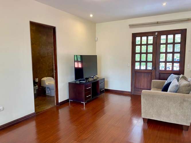 Venta de casa amplia, en Santo Domingo. 5870 - Imagen 15