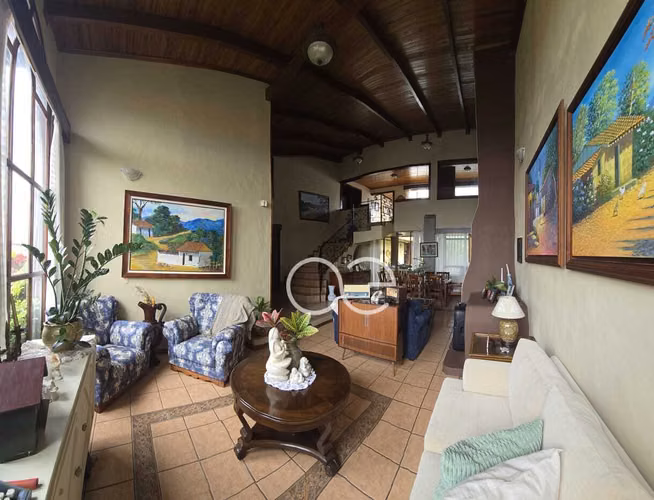 AE ARQUITECTURA | VENTA DE CASA GUAYABOS CURRIDABAT AE 1241