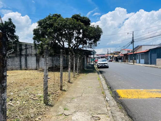 Venta de Lote en el Centro de San Ramon de Alajuela - Imagen 6